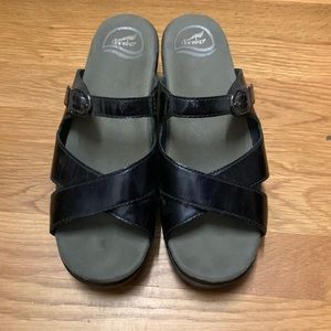 Womens Dansko black leather sandals